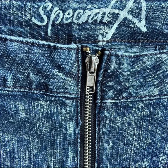 Acid Wash Special A Denim Size 10 Full Front Zipper Skirt - Picture 3 of 4